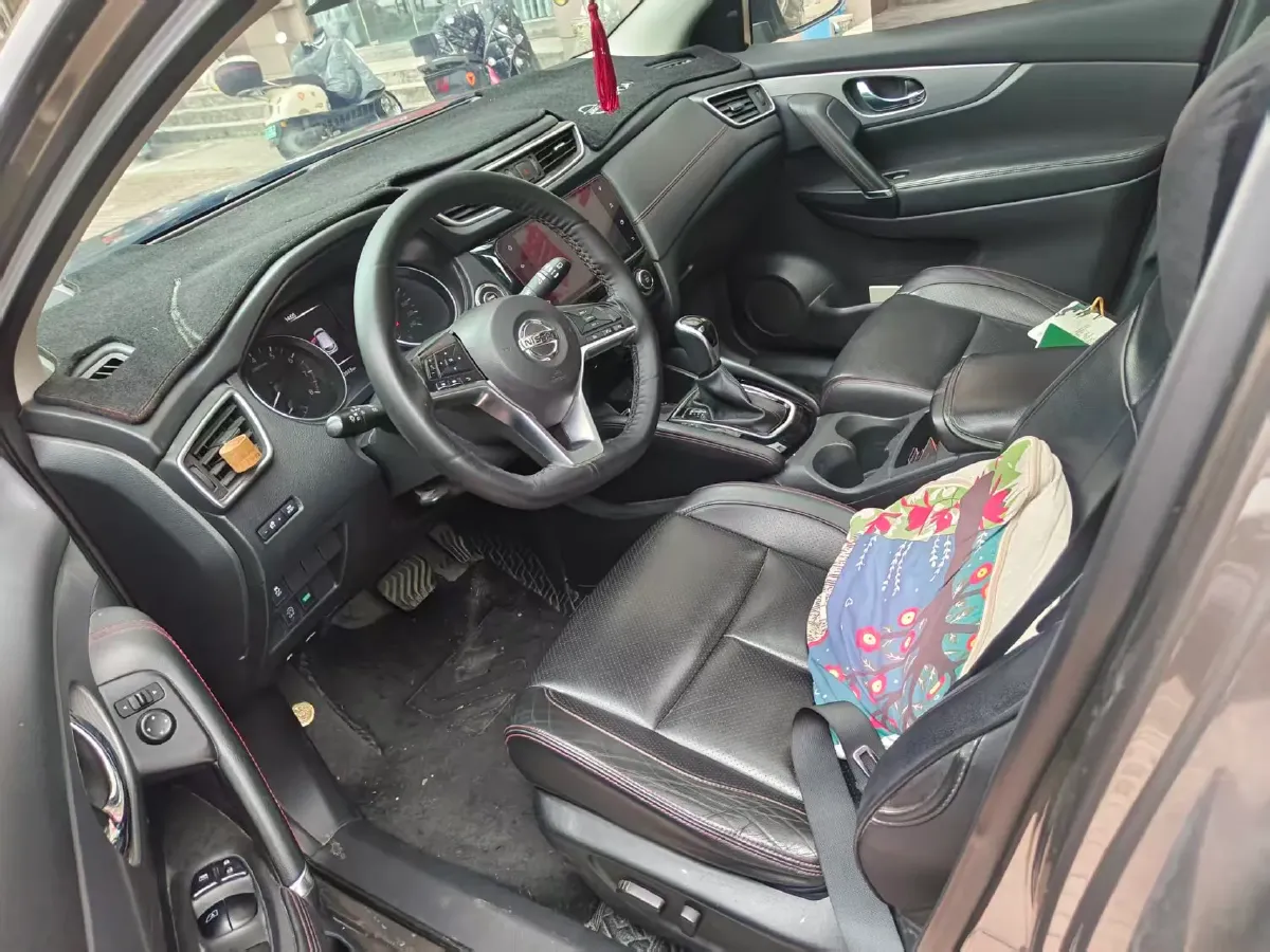 2021 Nissan Qashqai 2.0L 151HP L4 CVT,autocango,china used car exporter,china ev exporter,chinese used car exporter,chinese used ev exporter