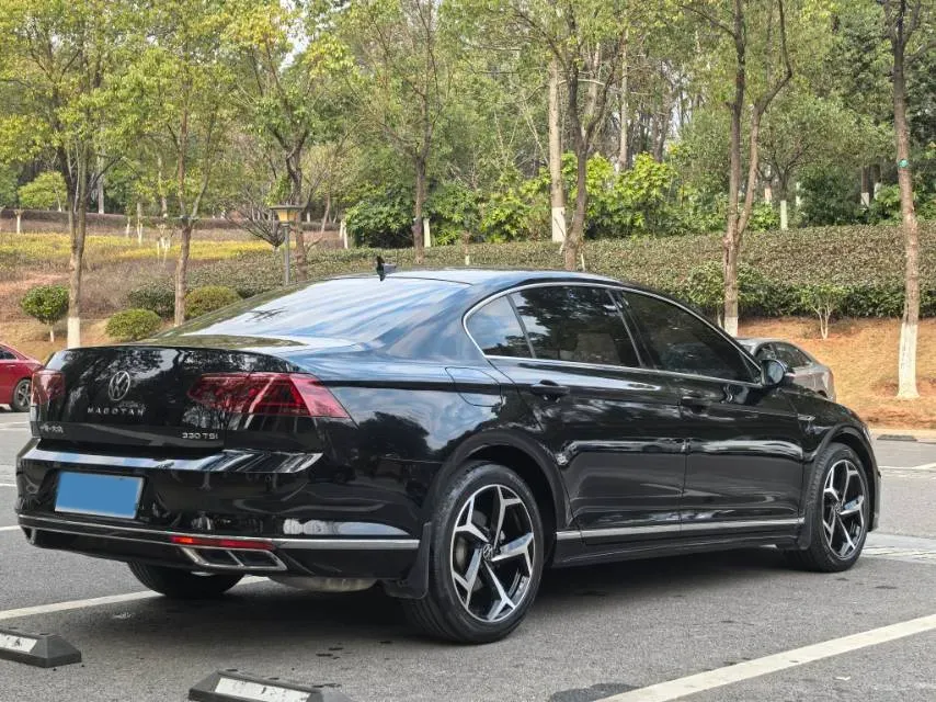 2023 Volkswagen Magotan 2.0T 186HP L4 7DCT,autocango,china used car exporter,china ev exporter,chinese used car exporter,chinese used ev exporter
