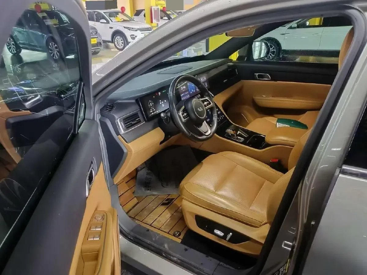 2021 Li ONE Range Extended 131HP REEV 40.5KWH,autocango,china used car exporter,china ev exporter,chinese used car exporter,chinese used ev exporter