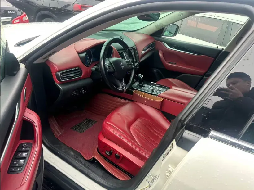 2016 Maserati Levante 3.0T 430HP V6 8AT,autocango,china used car exporter,china ev exporter,chinese used car exporter,chinese used ev exporter