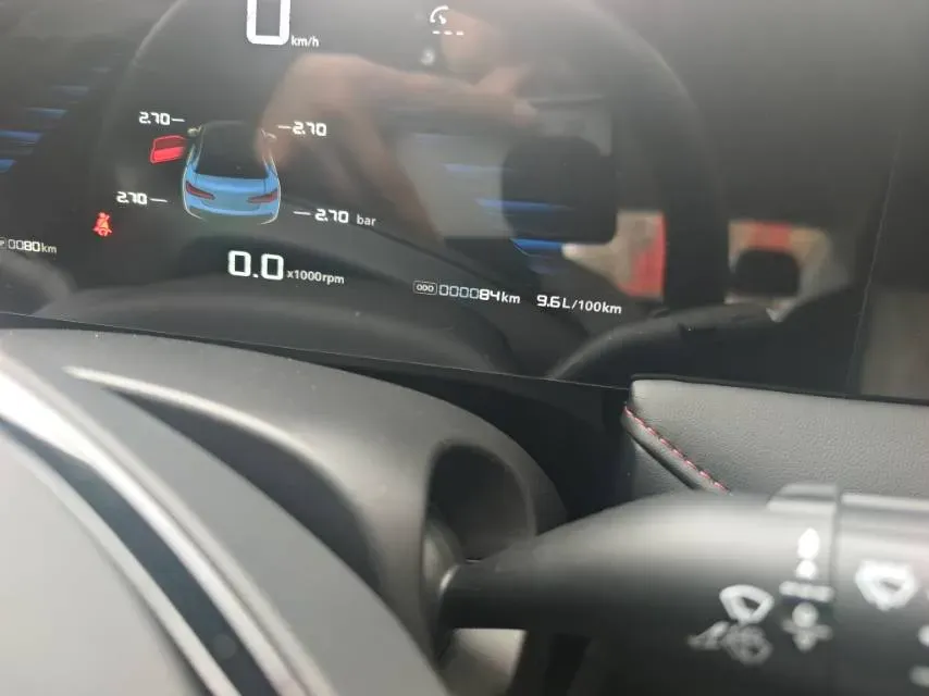 2026 Roewe i5 1.5L 129HP L4 5MT,autocango,china used car exporter,china ev exporter,chinese used car exporter,chinese used ev exporter