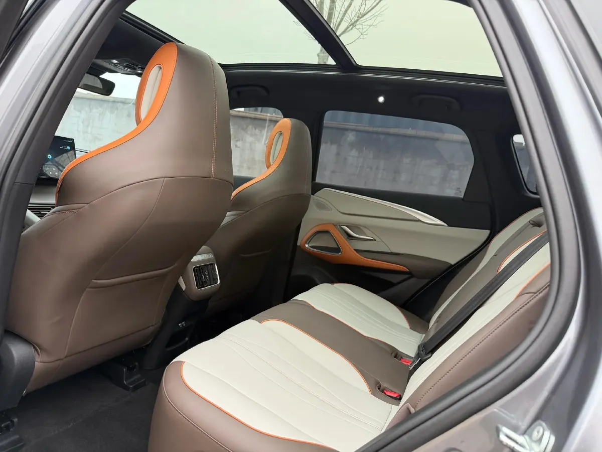 2022 LYNK&CO 03 1.5T 180HP L3 7DCT,autocango,china used car exporter,china ev exporter,chinese used car exporter,chinese used ev exporter