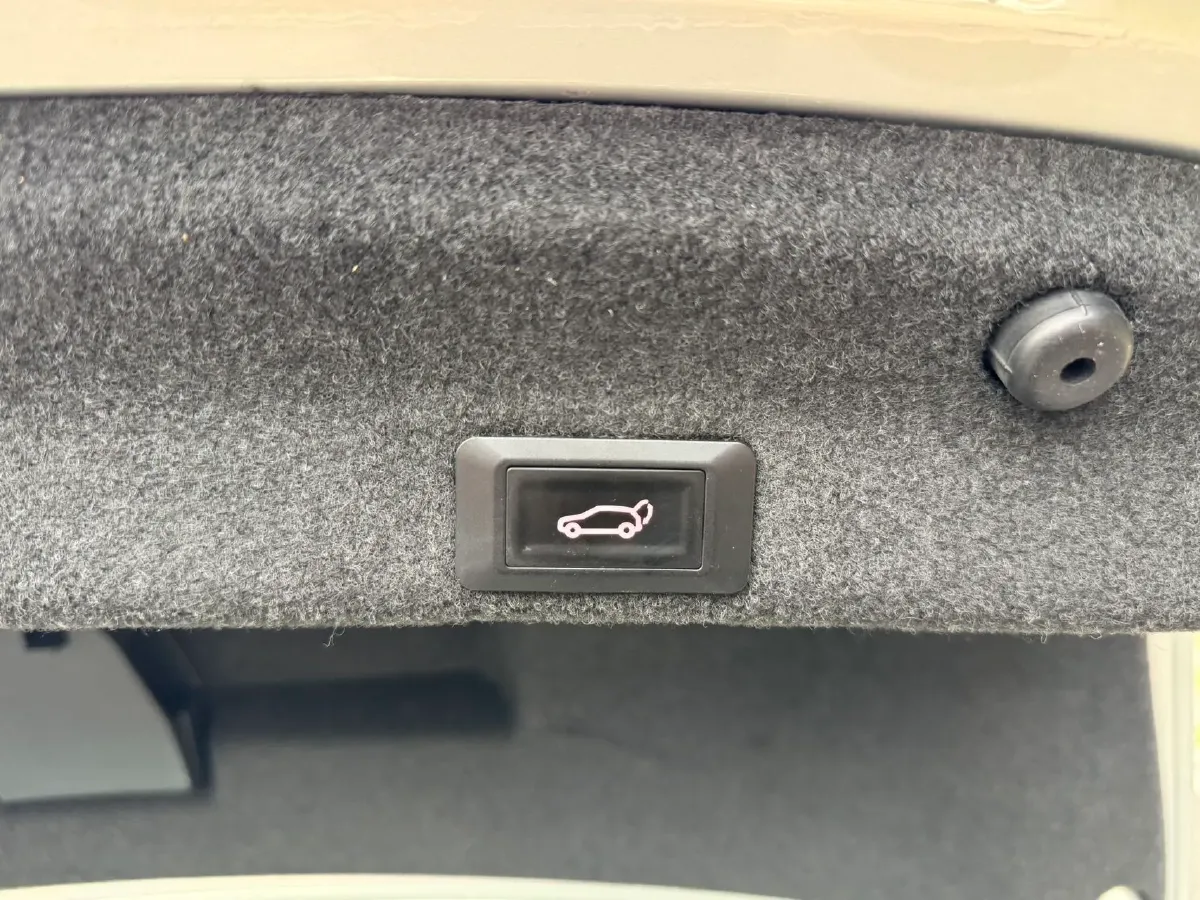 2018 Volkswagen Magotan 1.4T 150HP L4 7DCT,autocango,china used car exporter,china ev exporter,chinese used car exporter,chinese used ev exporter