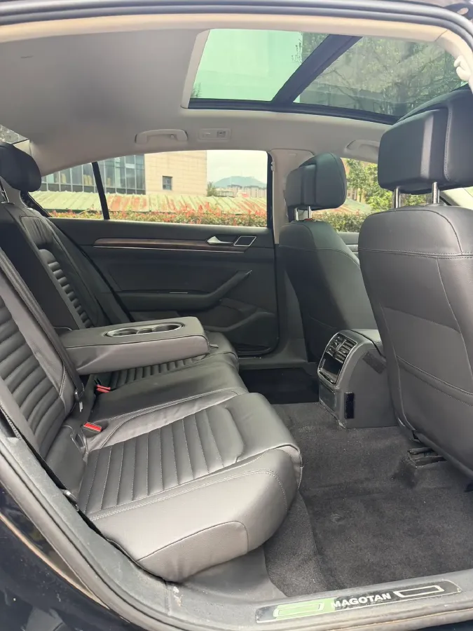 2019 Chevrolet Malibu XL 2.0T 241HP L4 9AT,autocango,china used car exporter,china ev exporter,chinese used car exporter,chinese used ev exporter