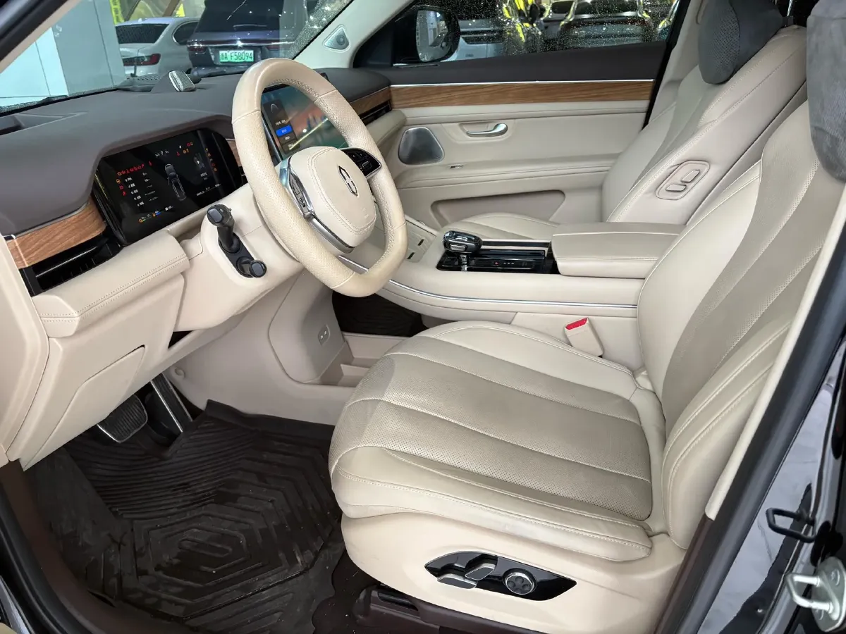 2024 AITO AITO M7 1.5T 152HP L4 REEV 40KWH,autocango,china used car exporter,china ev exporter,chinese used car exporter,chinese used ev exporter