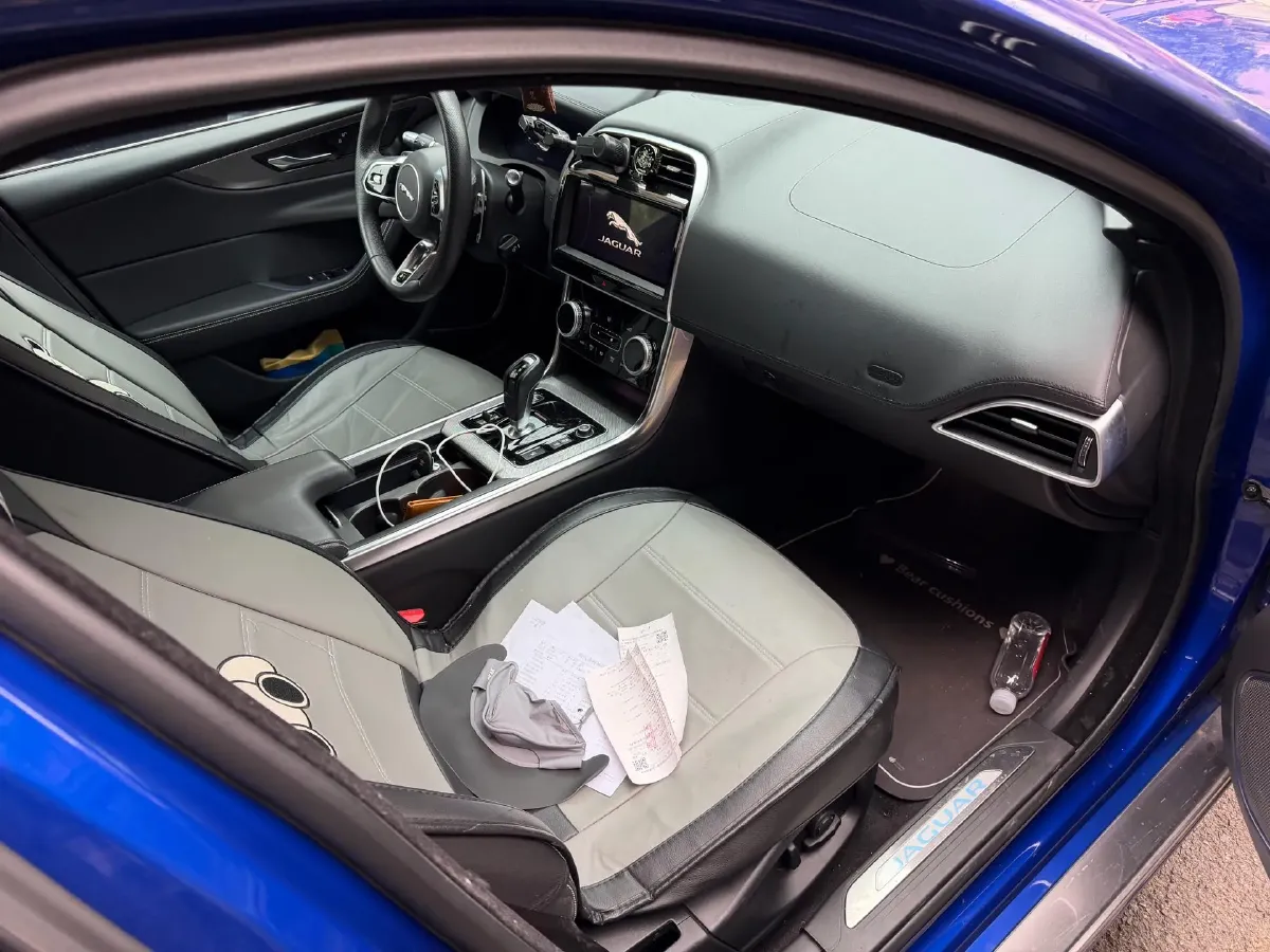 2020 Jaguar XEL 2.0T 200HP L4 8AT,autocango,china used car exporter,china ev exporter,chinese used car exporter,chinese used ev exporter