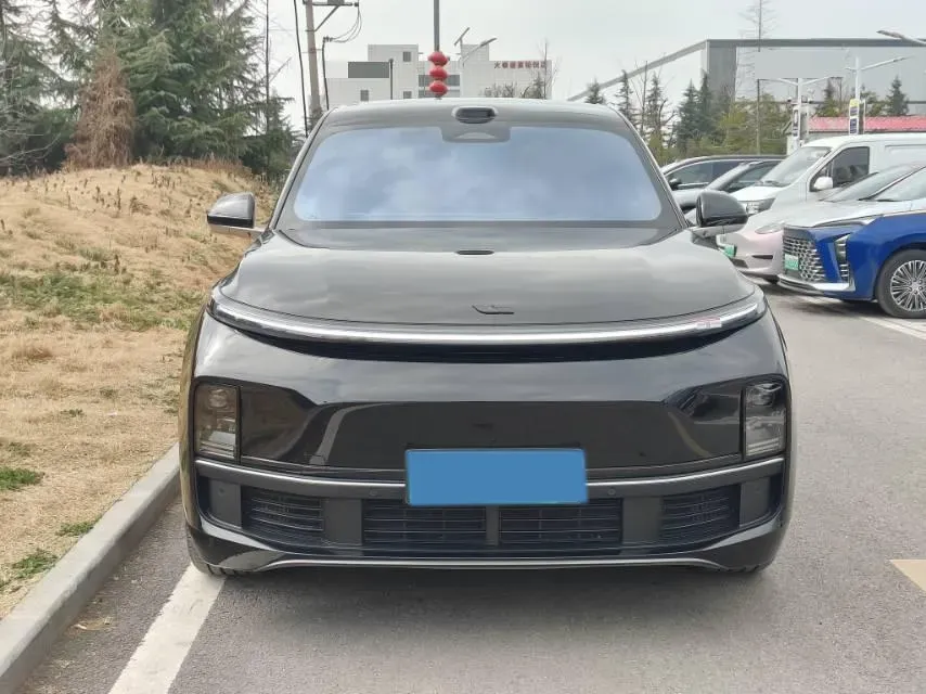 2025 Li L8 Range Extended 154HP REEV,autocango,china used car exporter,china ev exporter,chinese used car exporter,chinese used ev exporter