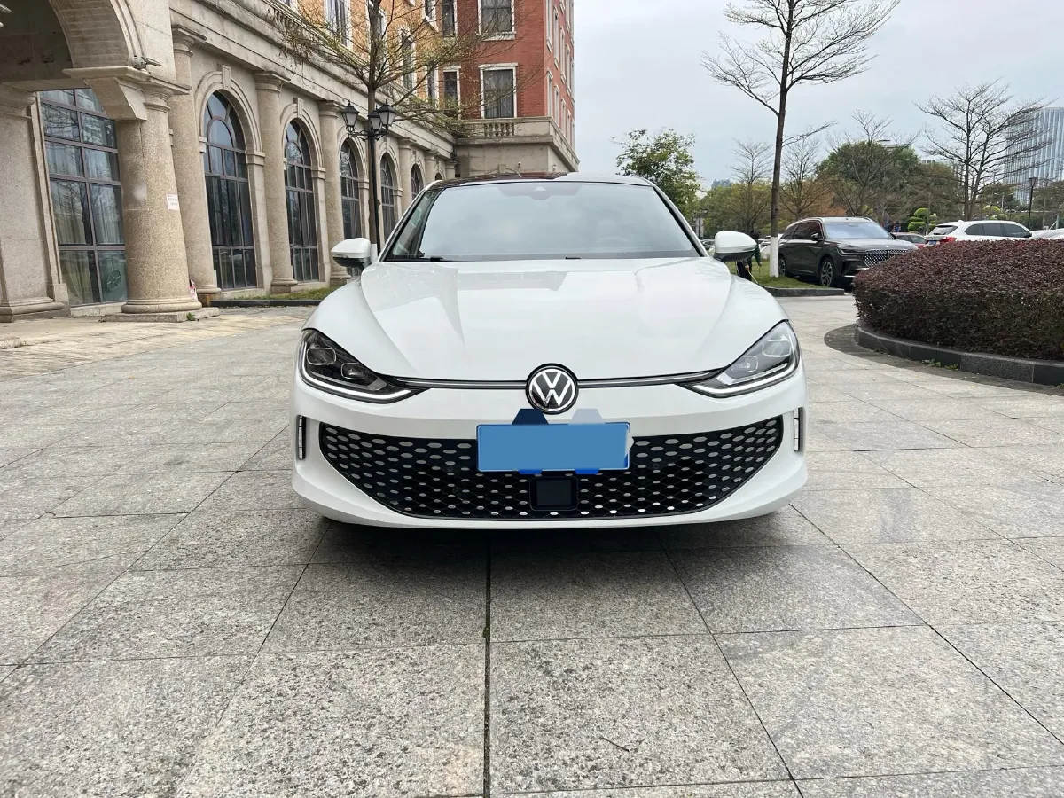 2023 Volkswagen Lamando 1.4T 150HP L4 7DCT,autocango,china used car exporter,china ev exporter,chinese used car exporter,chinese used ev exporter