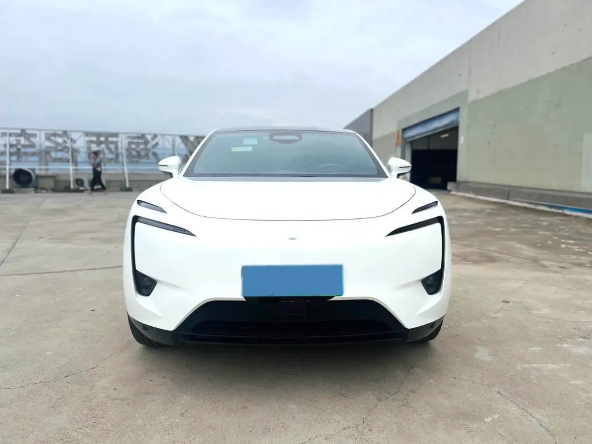 2022 Avatr 11 BEV 90.38KWH,autocango,china used car exporter,china ev exporter,chinese used car exporter,chinese used ev exporter