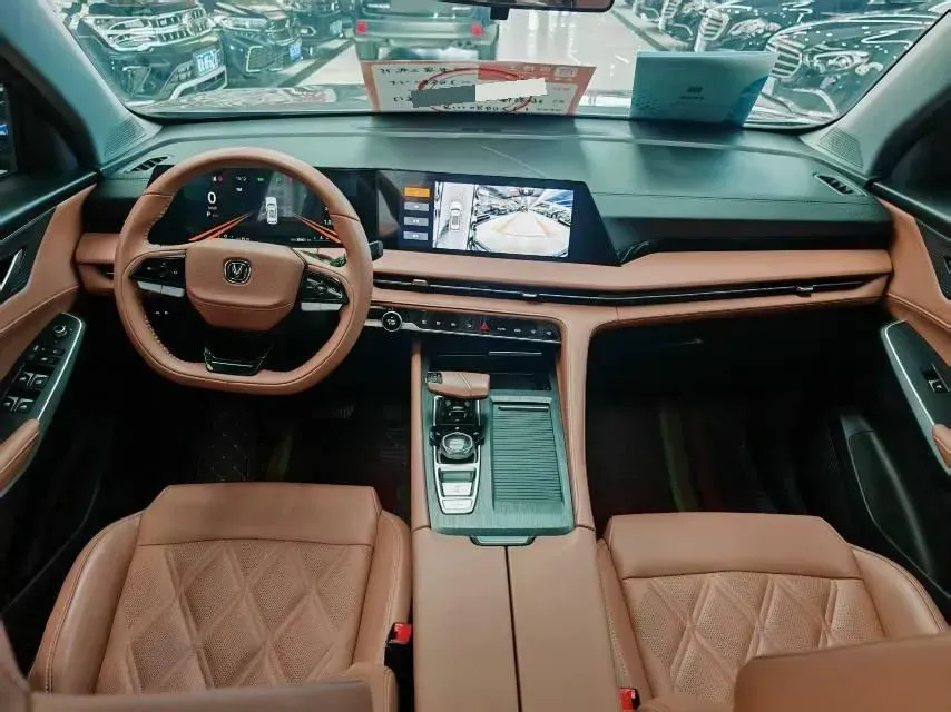 2023 ChangAn CS75 Plus 1.5T 188HP L4 8AT,autocango,china used car exporter,china ev exporter,chinese used car exporter,chinese used ev exporter