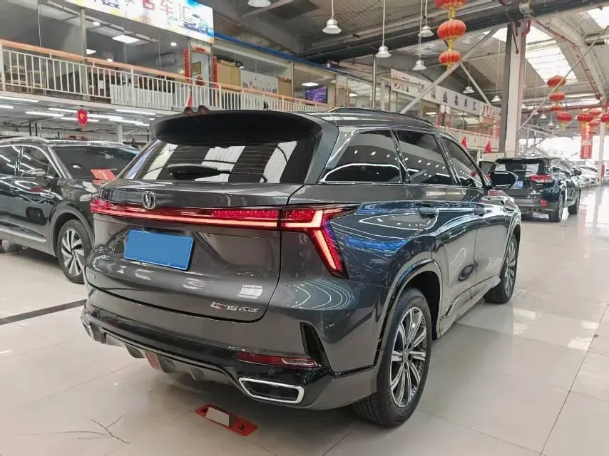 2023 ChangAn CS75 Plus 1.5T 188HP L4 8AT,autocango,china used car exporter,china ev exporter,chinese used car exporter,chinese used ev exporter