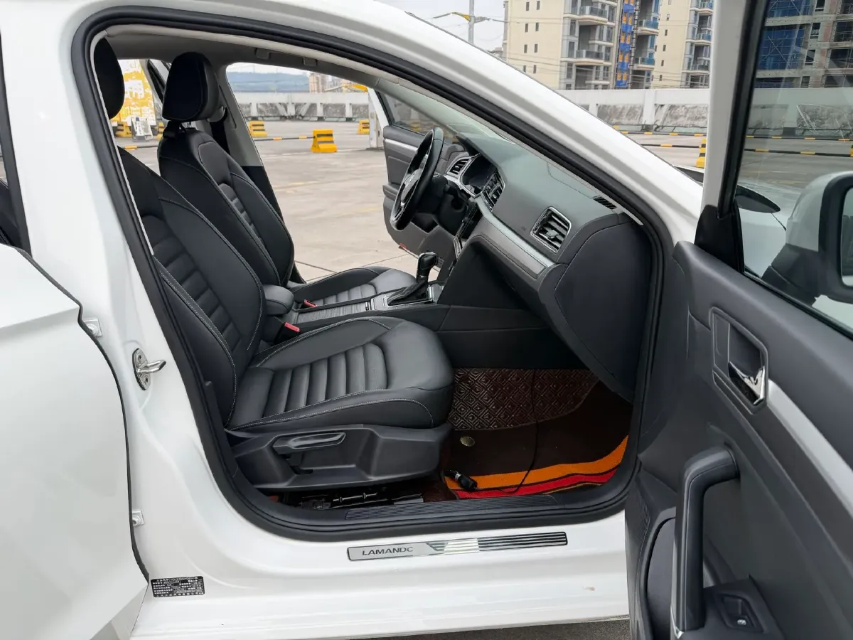 2019 Volkswagen Passat 1.4T 150HP L4 7DCT,autocango,china used car exporter,china ev exporter,chinese used car exporter,chinese used ev exporter