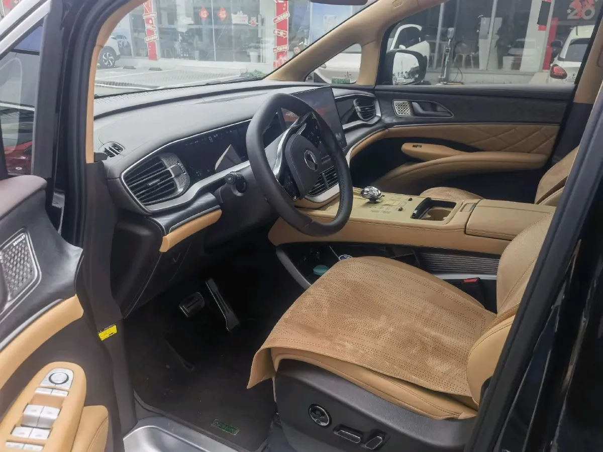 2025 Denza D9 1.5T 156HP L4 E-CVT PHEV 40KWH,autocango,china used car exporter,china ev exporter,chinese used car exporter,chinese used ev exporter