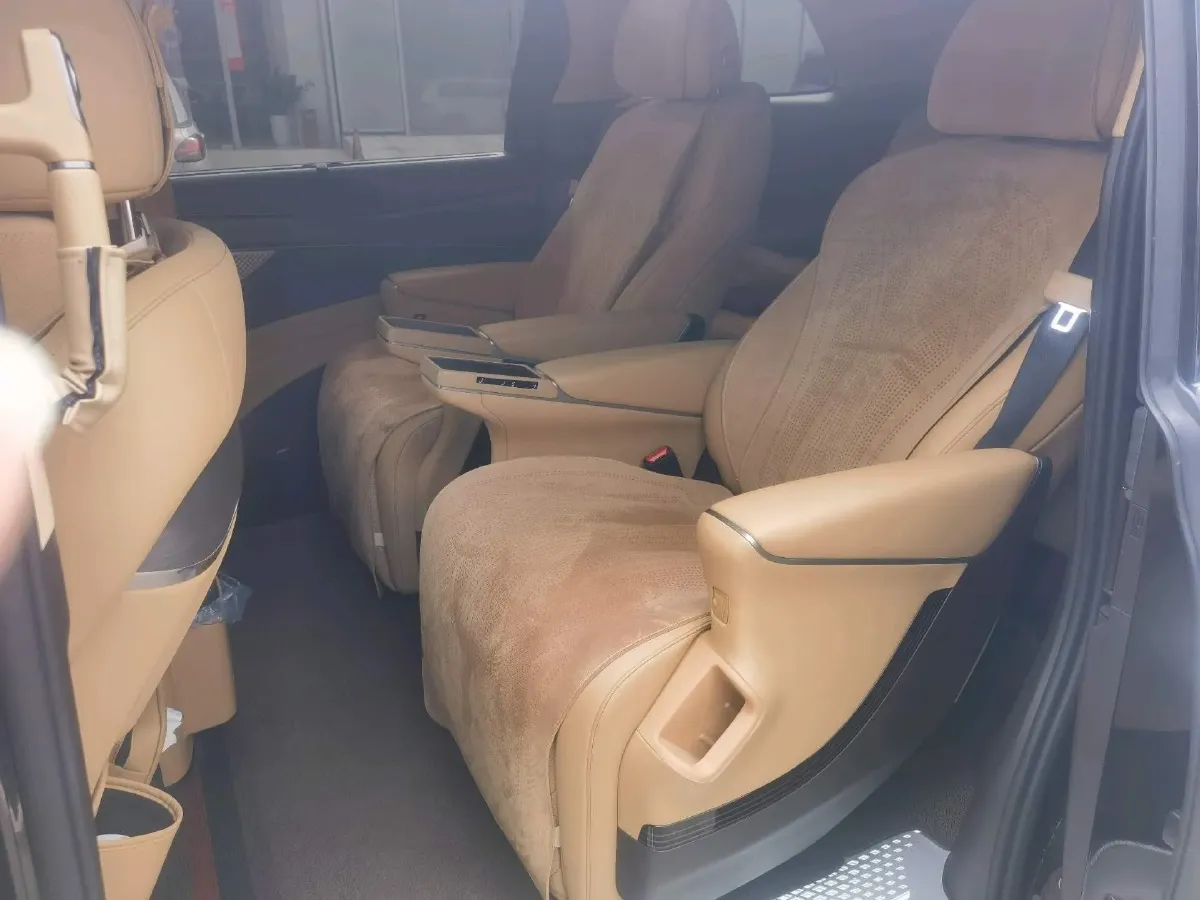 2025 Denza D9 1.5T 156HP L4 E-CVT PHEV 40KWH,autocango,china used car exporter,china ev exporter,chinese used car exporter,chinese used ev exporter