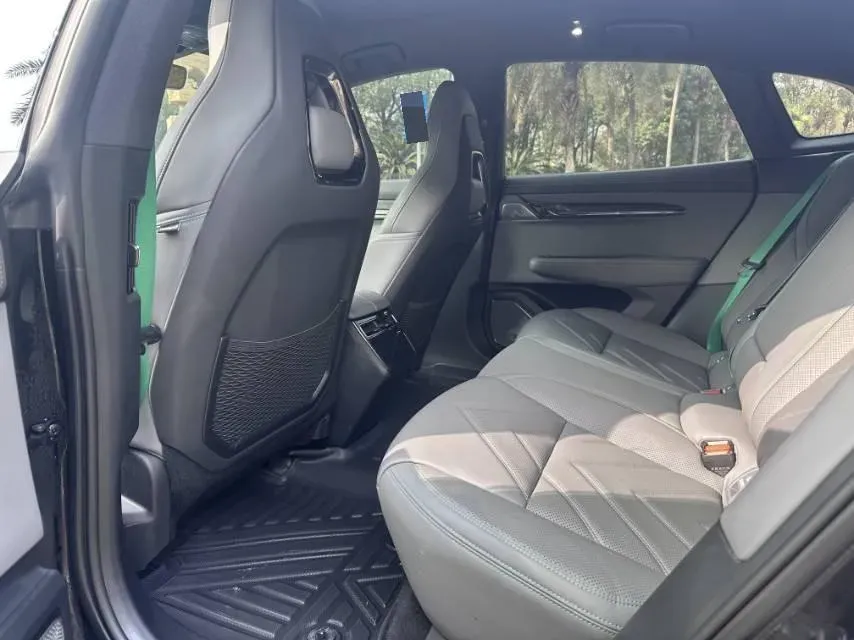 2022 Zeekr 001 BEV 100KWH,autocango,china used car exporter,china ev exporter,chinese used car exporter,chinese used ev exporter