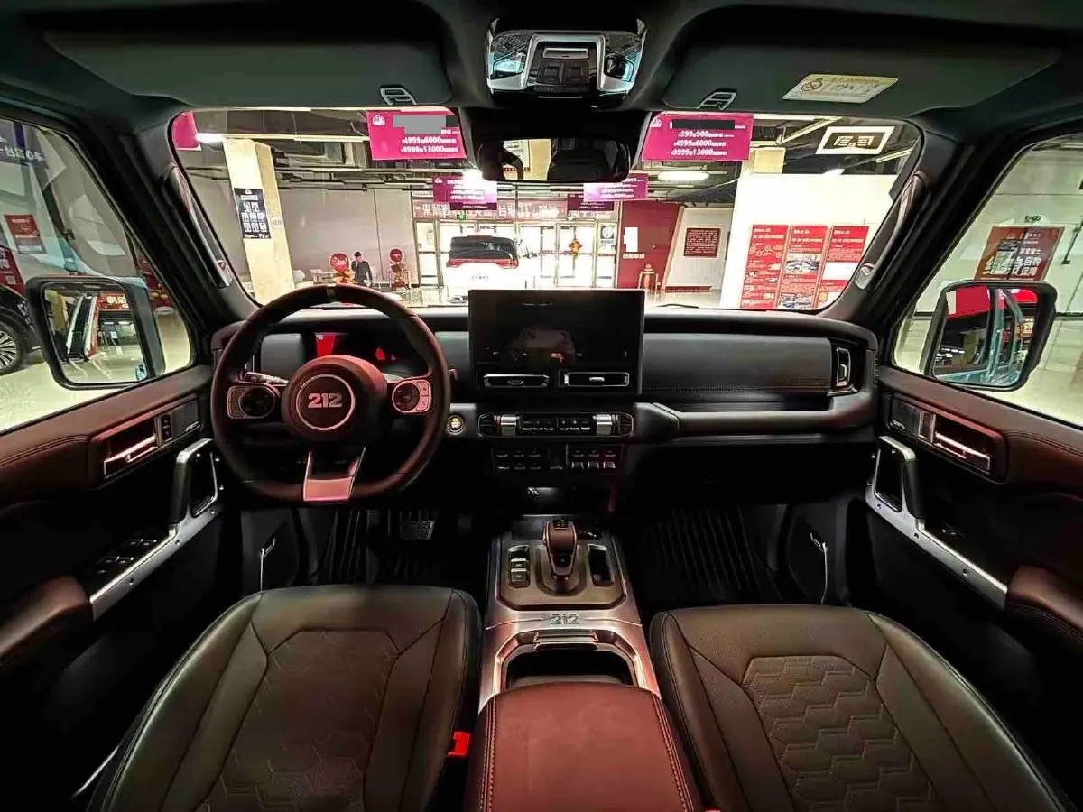 2025 212 212 T01 2.0T 252HP L4 8AT,autocango,china used car exporter,china ev exporter,chinese used car exporter,chinese used ev exporter