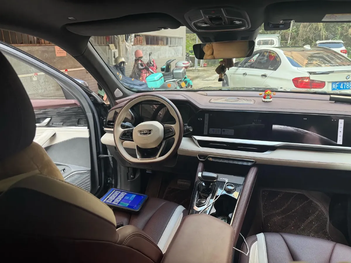 2024 Geely Monjaro 2.0T 238HP L4 8AT,autocango,china used car exporter,china ev exporter,chinese used car exporter,chinese used ev exporter