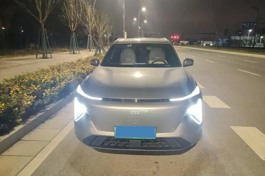 2023 Geely Galaxy L7 1.5T 163HP L4 3DHT PHEV 18.7KWH,autocango,china used car exporter,china ev exporter,chinese used car exporter,chinese used ev exporter