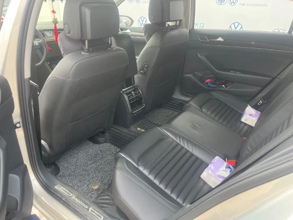 2019 Chevrolet Malibu XL 2.0T 241HP L4 9AT,autocango,china used car exporter,china ev exporter,chinese used car exporter,chinese used ev exporter