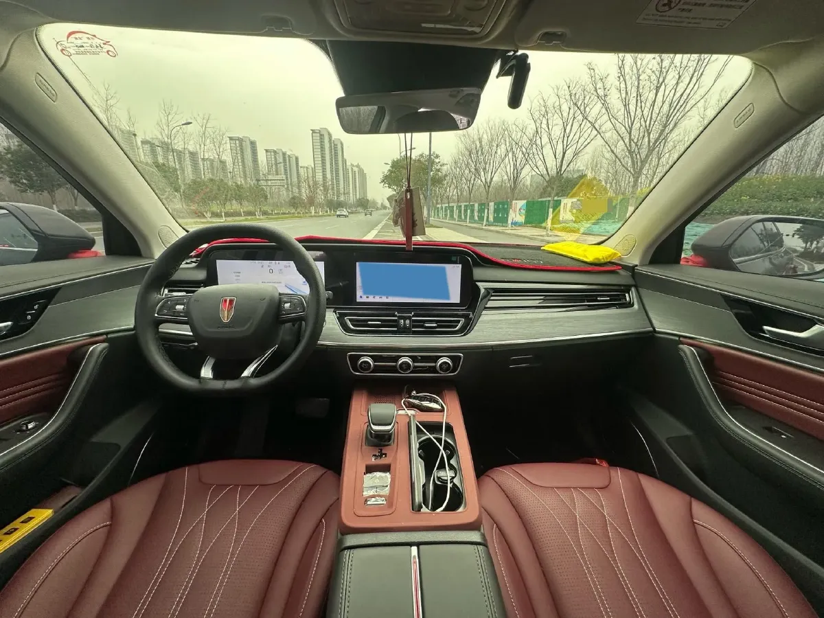 2026 HongQi HS5 2.0T 252HP L4 8AT,autocango,china used car exporter,china ev exporter,chinese used car exporter,chinese used ev exporter