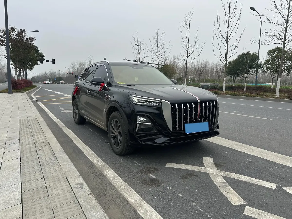 2026 HongQi HS5 2.0T 252HP L4 8AT,autocango,china used car exporter,china ev exporter,chinese used car exporter,chinese used ev exporter