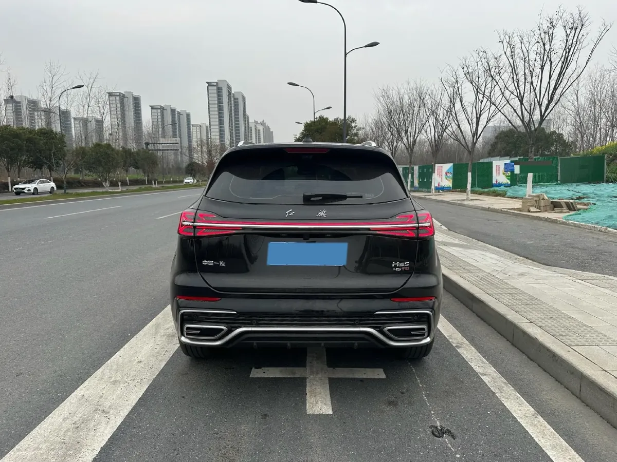 2026 HongQi HS5 2.0T 252HP L4 8AT,autocango,china used car exporter,china ev exporter,chinese used car exporter,chinese used ev exporter