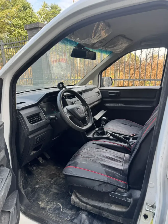 2019 WuLing HongGuang Plus 1.5T 147HP L4 6MT,autocango,china used car exporter,china ev exporter,chinese used car exporter,chinese used ev exporter