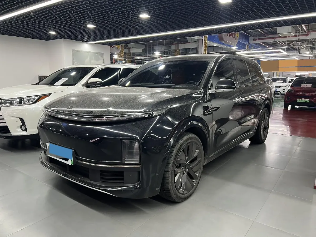 2023 Li L9 Range Extended 154HP REEV 42.6KWH,autocango,china used car exporter,china ev exporter,chinese used car exporter,chinese used ev exporter