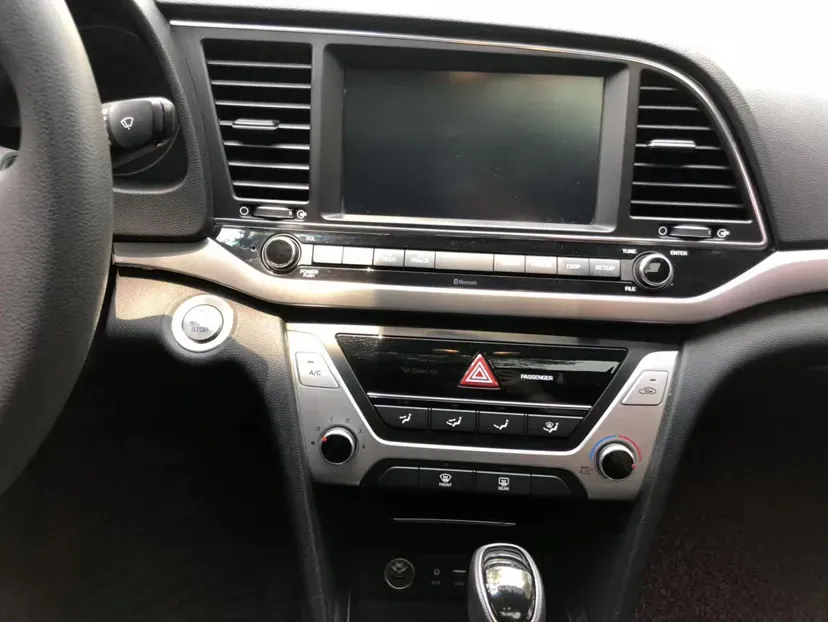 2018 Hyundai Elantra 1.6L 130HP L4 6AT,autocango,china used car exporter,china ev exporter,chinese used car exporter,chinese used ev exporter