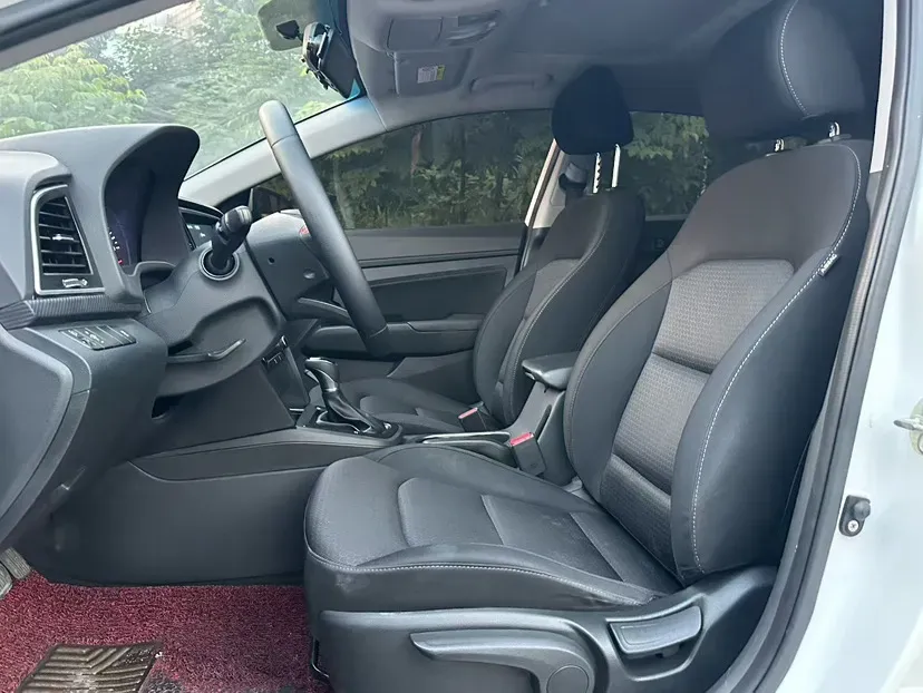 2018 Hyundai Elantra 1.6L 130HP L4 6AT,autocango,china used car exporter,china ev exporter,chinese used car exporter,chinese used ev exporter