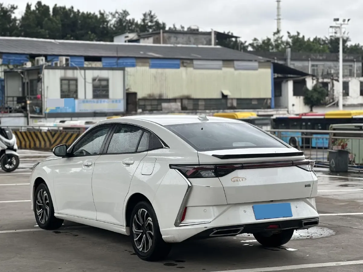 2021 DongFeng Aeolus YiXuan 1.5T 150HP L4 6DCT,autocango,china used car exporter,china ev exporter,chinese used car exporter,chinese used ev exporter