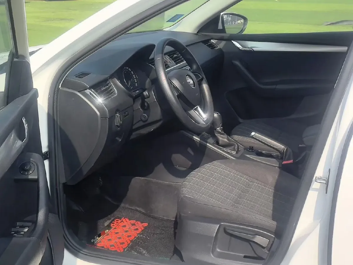 2018 Skoda Octavia 1.2T 116HP L4 7DCT,autocango,china used car exporter,china ev exporter,chinese used car exporter,chinese used ev exporter