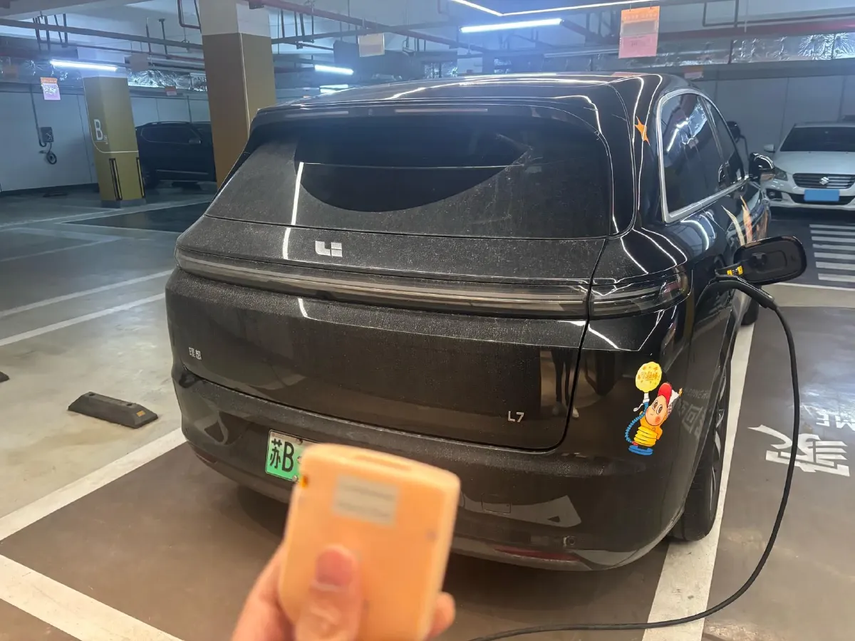 2023 Li L7 Range Extended 154HP REEV 40.9KWH,autocango,china used car exporter,china ev exporter,chinese used car exporter,chinese used ev exporter