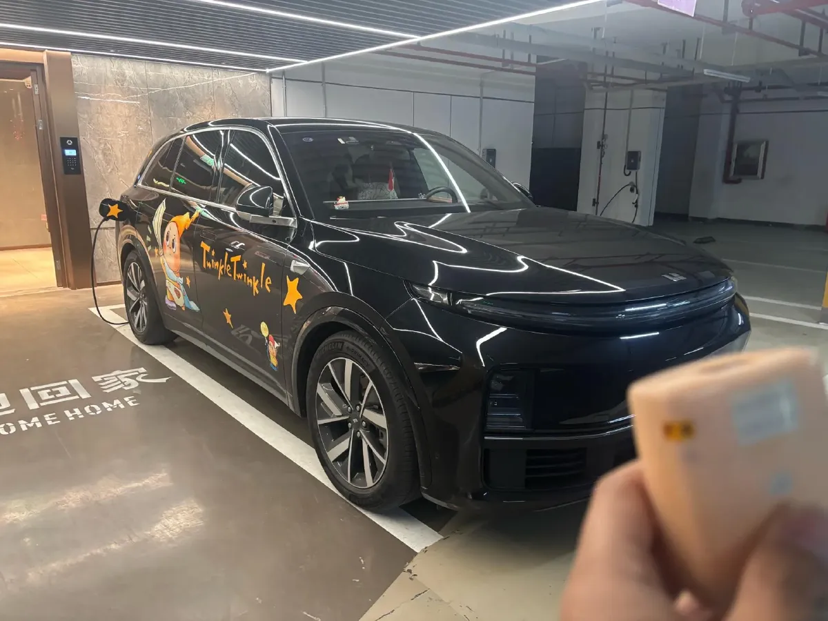 2023 Li L7 Range Extended 154HP REEV 40.9KWH,autocango,china used car exporter,china ev exporter,chinese used car exporter,chinese used ev exporter