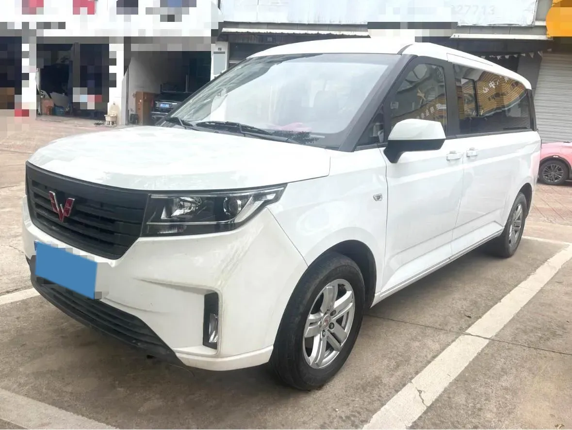 2021 WuLing ZhengChen 1.5T 147HP L4 6MT,autocango,china used car exporter,china ev exporter,chinese used car exporter,chinese used ev exporter