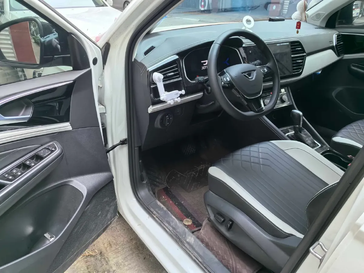 2024 Jetta VS7 1.4T 150HP L4 6AT,autocango,china used car exporter,china ev exporter,chinese used car exporter,chinese used ev exporter