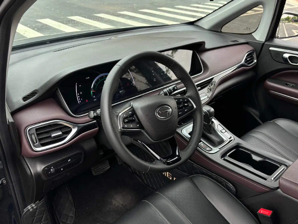 2021 GAC Trumpchi M6 1.5T 169HP L4 7DCT,autocango,china used car exporter,china ev exporter,chinese used car exporter,chinese used ev exporter