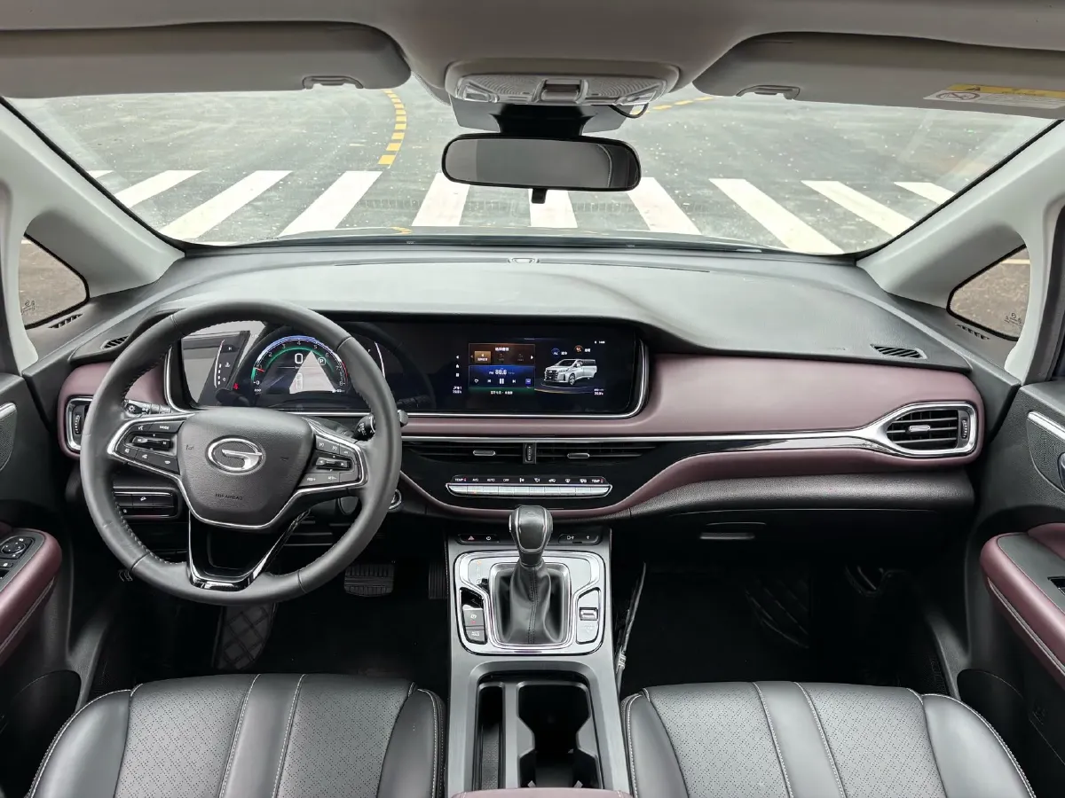 2021 GAC Trumpchi M6 1.5T 169HP L4 7DCT,autocango,china used car exporter,china ev exporter,chinese used car exporter,chinese used ev exporter