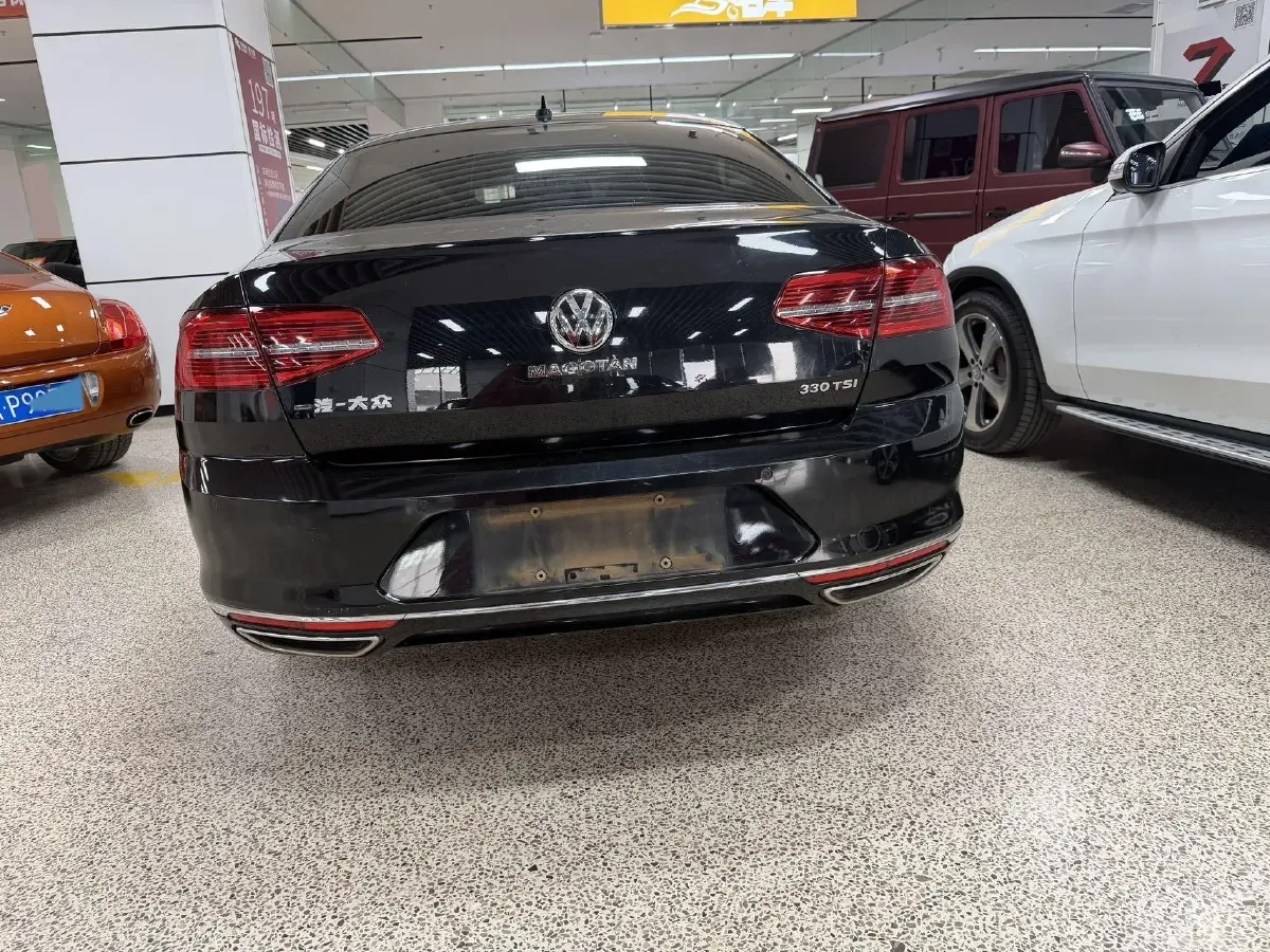 2019 Volkswagen Magotan 2.0T 186HP L4 7DCT,autocango,china used car exporter,china ev exporter,chinese used car exporter,chinese used ev exporter