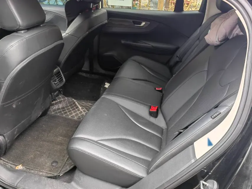 2022 HongQi E-QM5 BEV 54KWH,autocango,china used car exporter,china ev exporter,chinese used car exporter,chinese used ev exporter