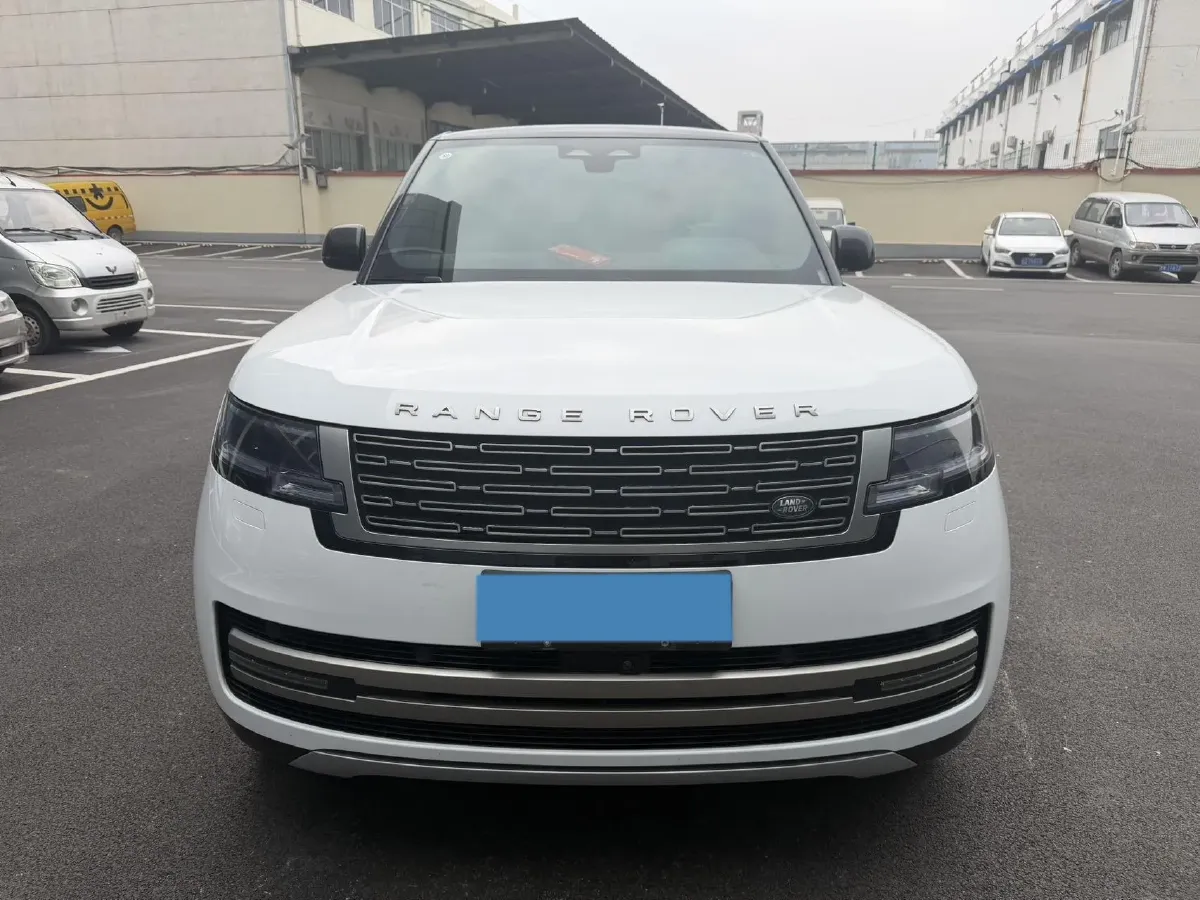 2025 Land Rover Range Rover 3.0T 400HP L6 8AT,autocango,china used car exporter,china ev exporter,chinese used car exporter,chinese used ev exporter