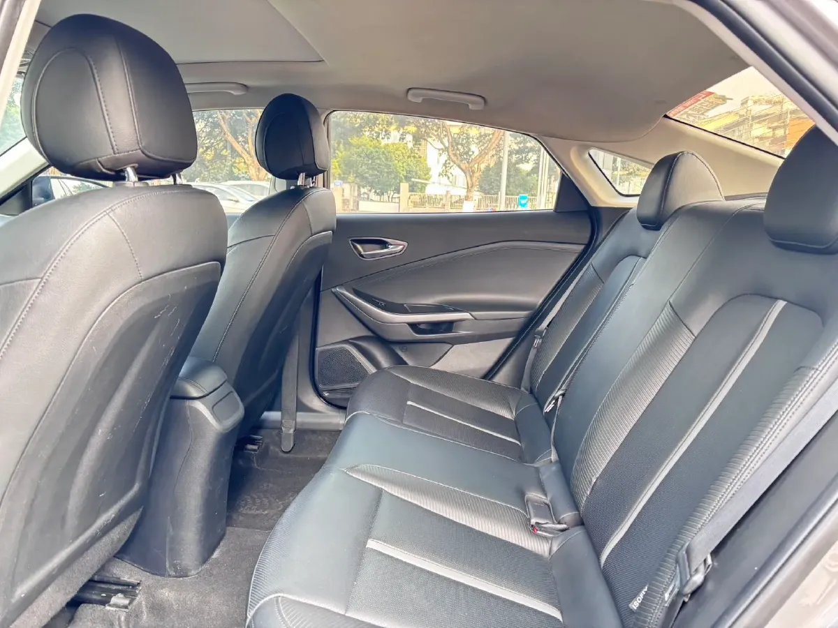 2019 Hyundai La Festa 1.6T 204HP L4 7DCT,autocango,china used car exporter,china ev exporter,chinese used car exporter,chinese used ev exporter