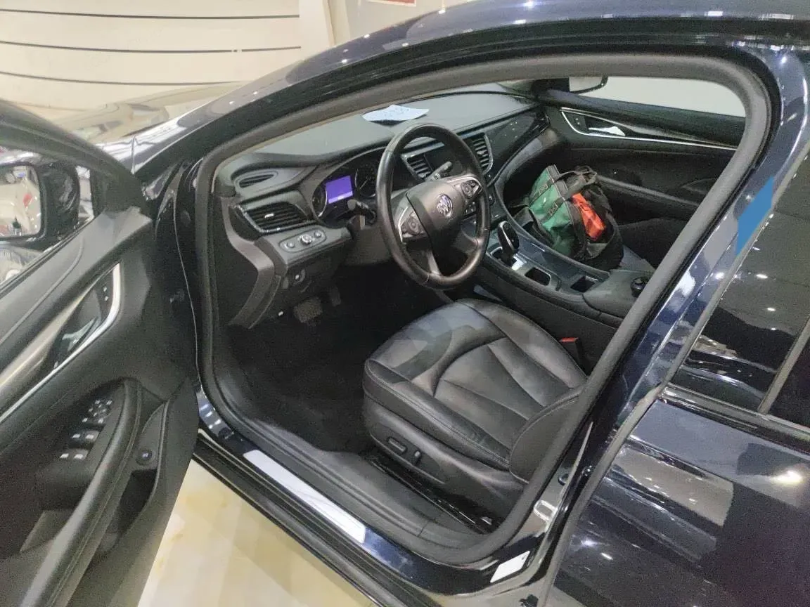 2021 Buick Larcosse 2.0T 237HP L4 9AT,autocango,china used car exporter,china ev exporter,chinese used car exporter,chinese used ev exporter