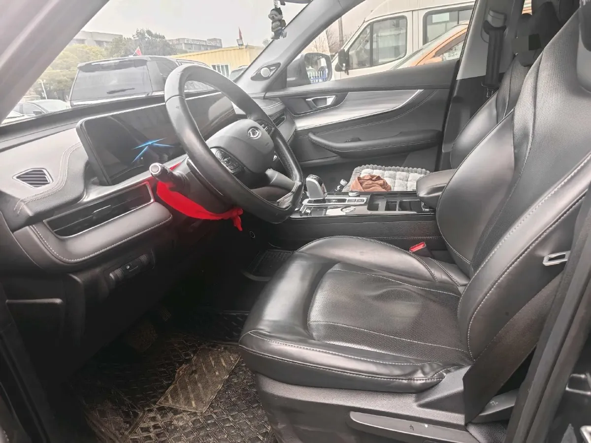 2021 Chery Tiggo 8 Plus 1.6T 197HP L4 7DCT,autocango,china used car exporter,china ev exporter,chinese used car exporter,chinese used ev exporter