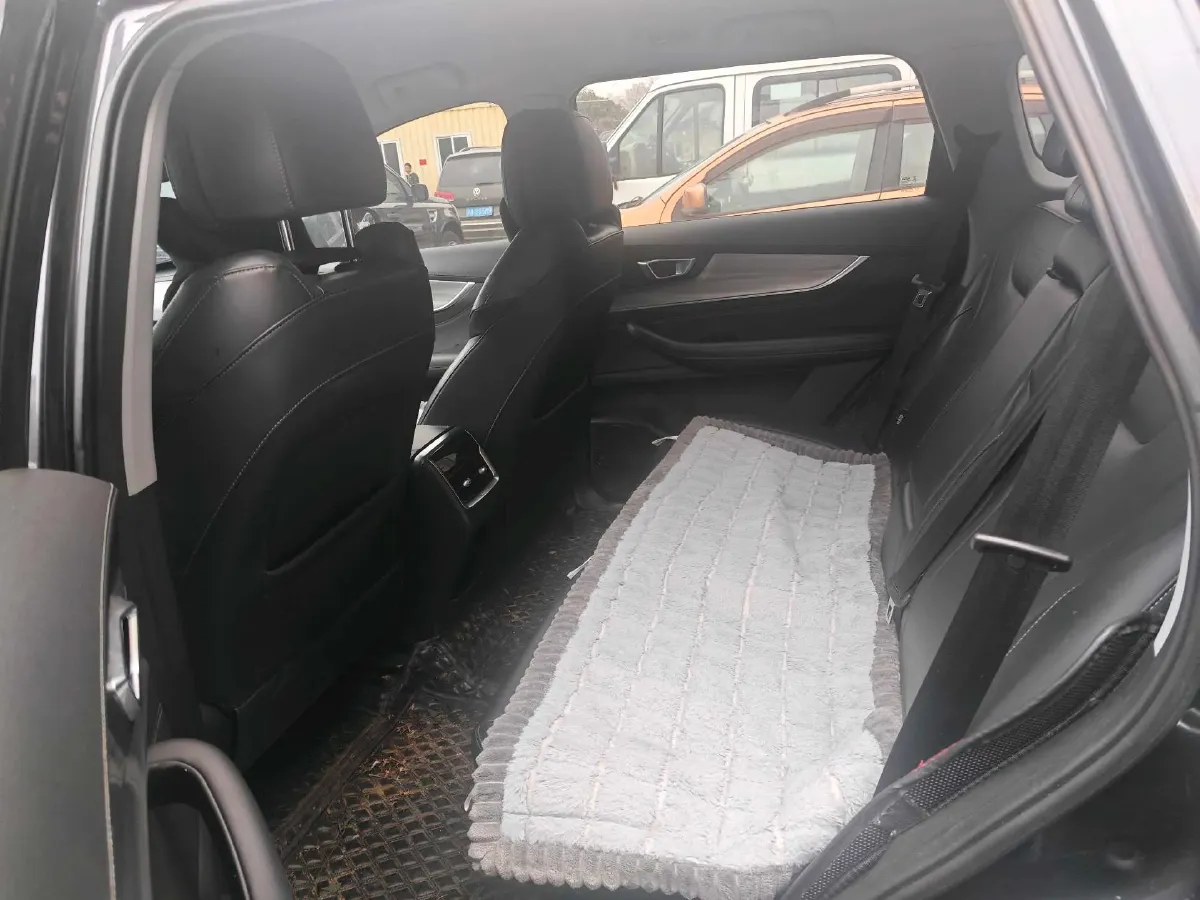 2021 Chery Tiggo 8 Plus 1.6T 197HP L4 7DCT,autocango,china used car exporter,china ev exporter,chinese used car exporter,chinese used ev exporter