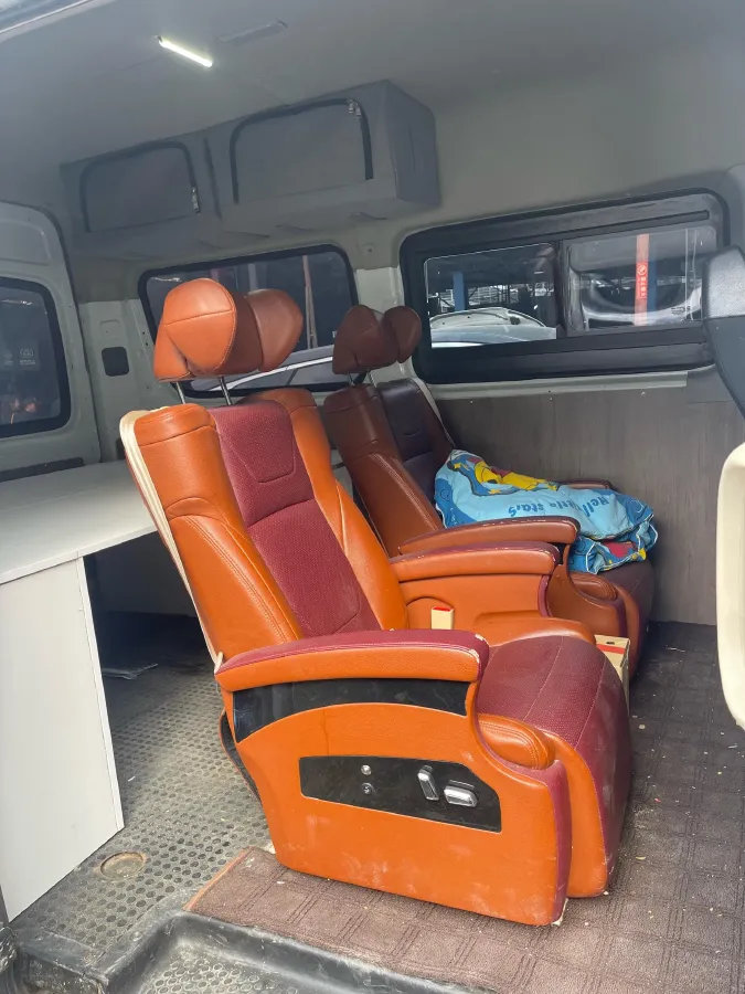 2013 WuLing ZhiGuang 1.0L 61HP L4 5MT,autocango,china used car exporter,china ev exporter,chinese used car exporter,chinese used ev exporter