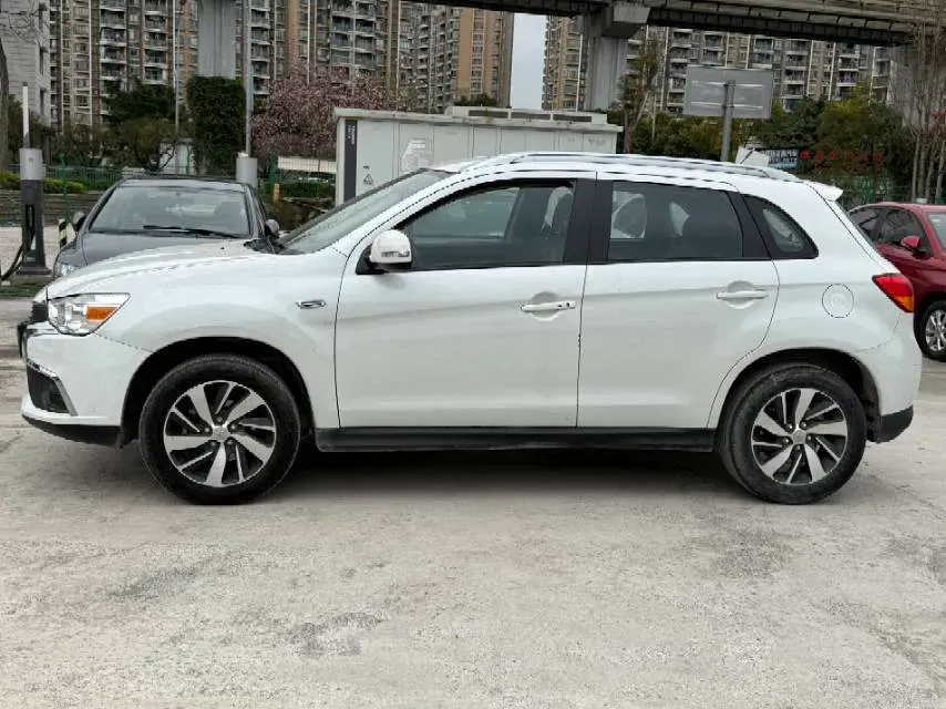 2018 Mitsubishi ASX 1.6L 124HP L4 5MT,autocango,china used car exporter,china ev exporter,chinese used car exporter,chinese used ev exporter