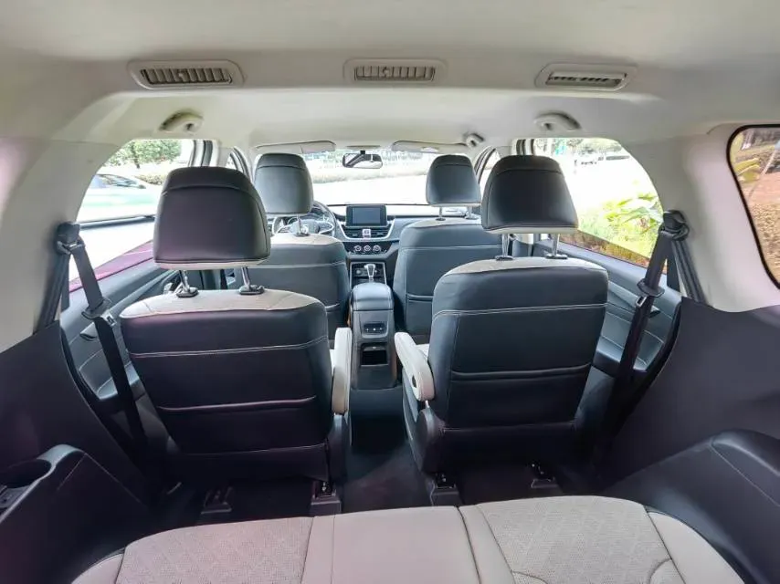 2021 BaoJun 730 1.5T 147HP L4 CVT,autocango,china used car exporter,china ev exporter,chinese used car exporter,chinese used ev exporter