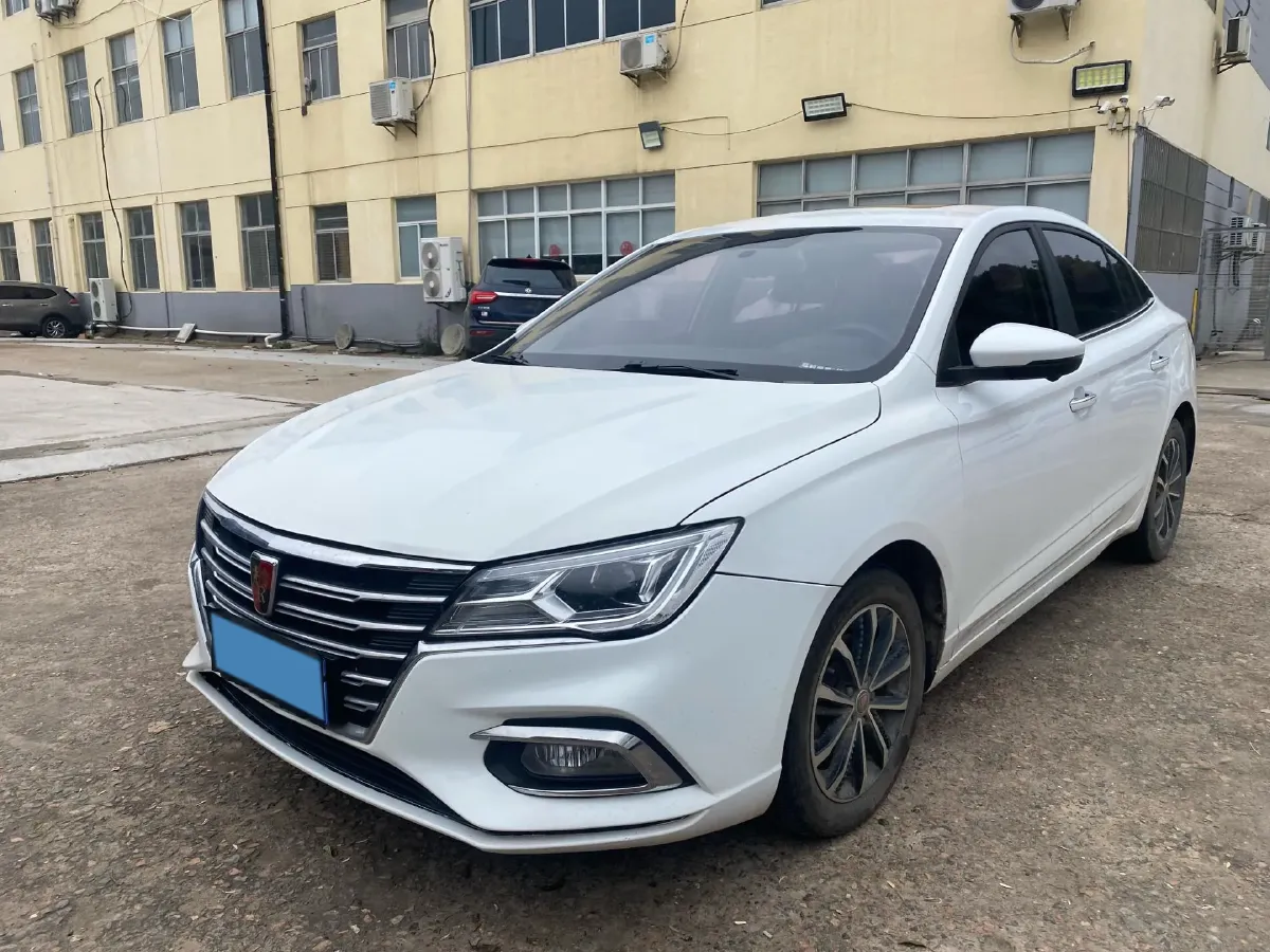 2020 Roewe i5 1.5L 120HP L4 CVT,autocango,china used car exporter,china ev exporter,chinese used car exporter,chinese used ev exporter