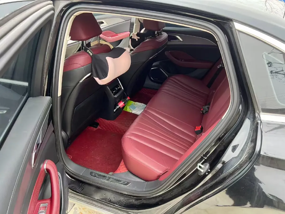 2023 HongQi H5 2.0T 224HP L4 8AT,autocango,china used car exporter,china ev exporter,chinese used car exporter,chinese used ev exporter